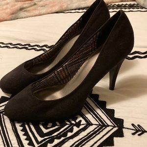 Fioni pumps